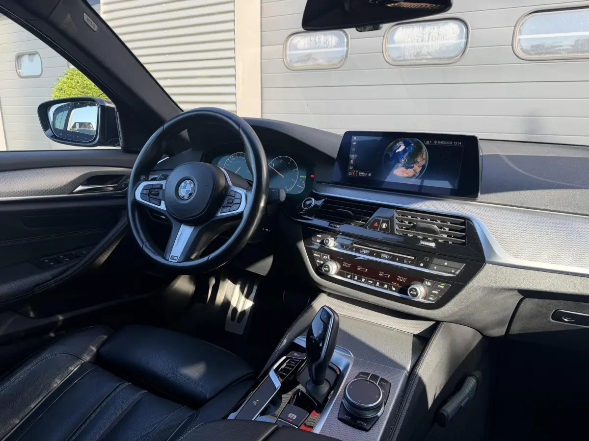 530d High Executive Edition M-Sport | Head-Up Display | Navigatie | Parkeersensoren |