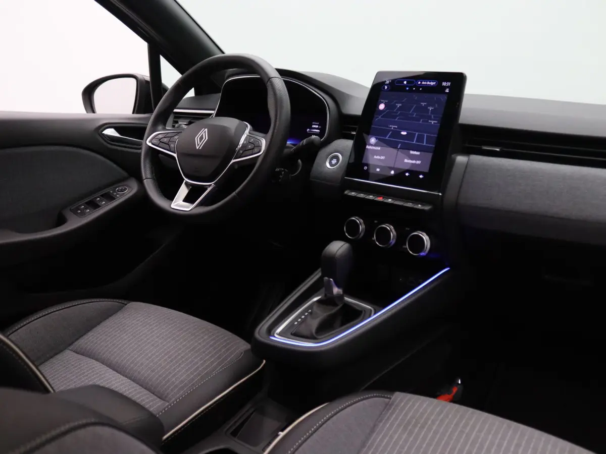 145pk E-Tech Full Hybrid techno Apple Carplay/Android Auto | Climate