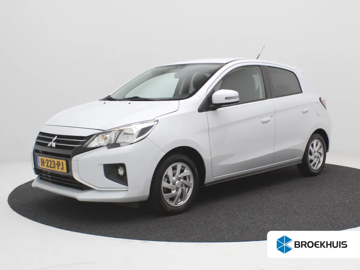 | Airco (automatisch) | Audio installatie standaard | Cruisecontrol standaard