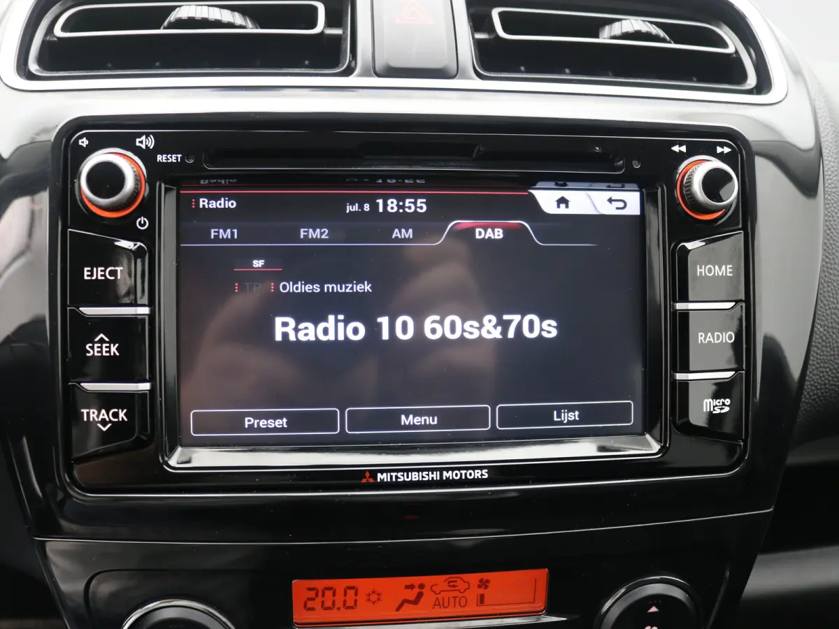 | Airco (automatisch) | Audio installatie standaard | Cruisecontrol standaard