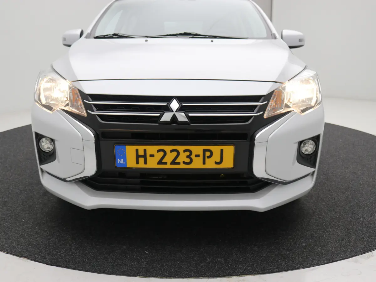 | Airco (automatisch) | Audio installatie standaard | Cruisecontrol standaard