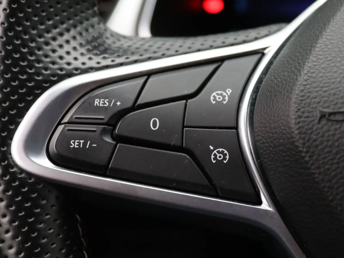 145pk E-Tech Hybrid R.S. Line Apple Carplay/Android Auto | Trekhaak afneembaar.