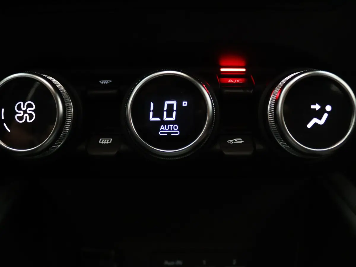145pk E-Tech Hybrid R.S. Line Apple Carplay/Android Auto | Trekhaak afneembaar.