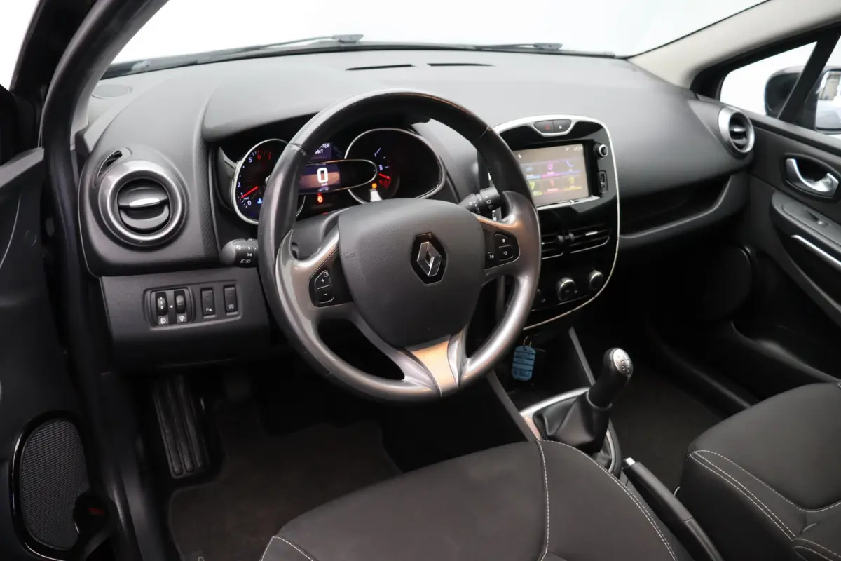TCe 90pk Limited | Trekhaak | Achteruitrijcamera | Navigatie | Parkeersensoren Achter | Airco | Cruise Control