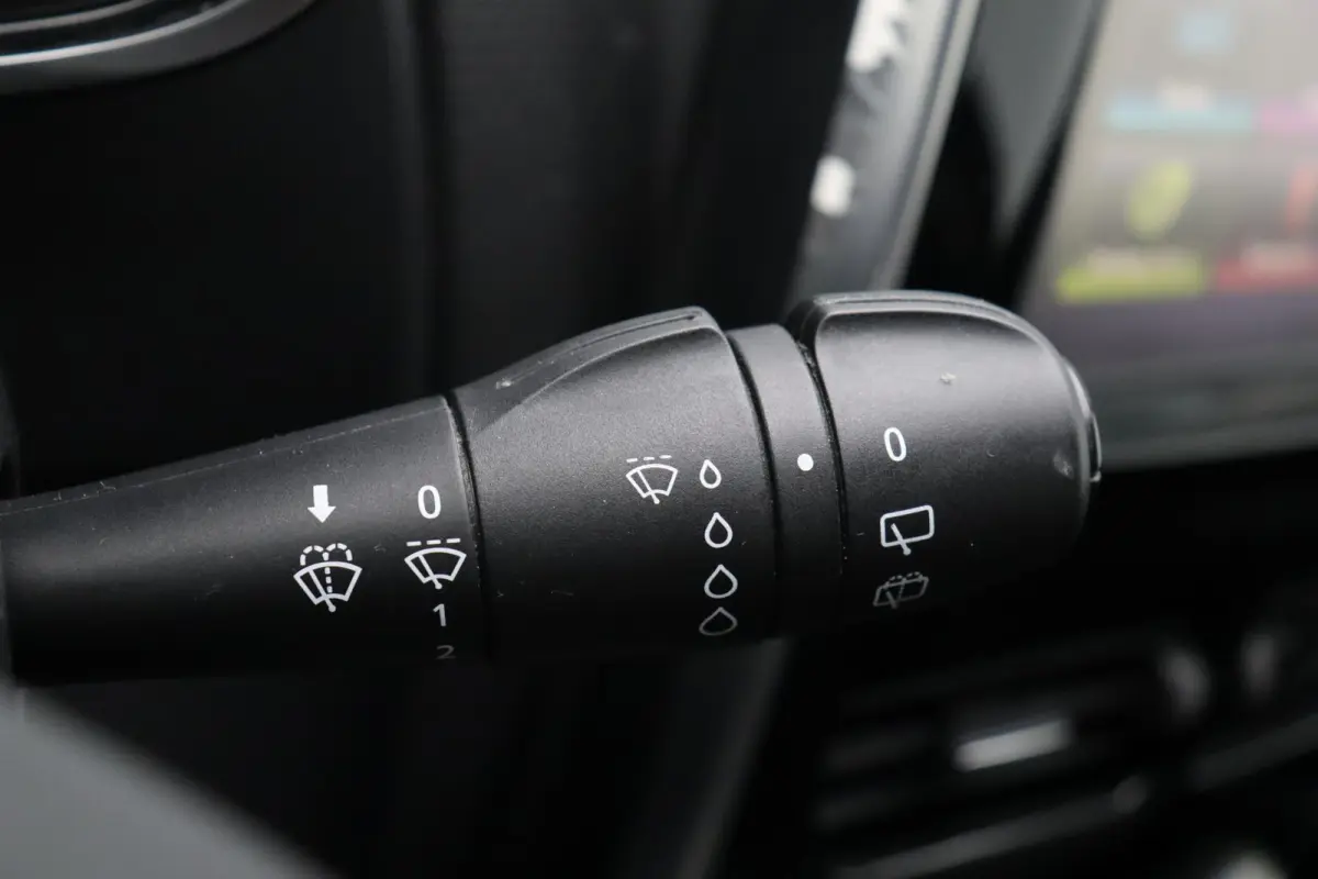 TCe 90pk Limited | Trekhaak | Achteruitrijcamera | Navigatie | Parkeersensoren Achter | Airco | Cruise Control