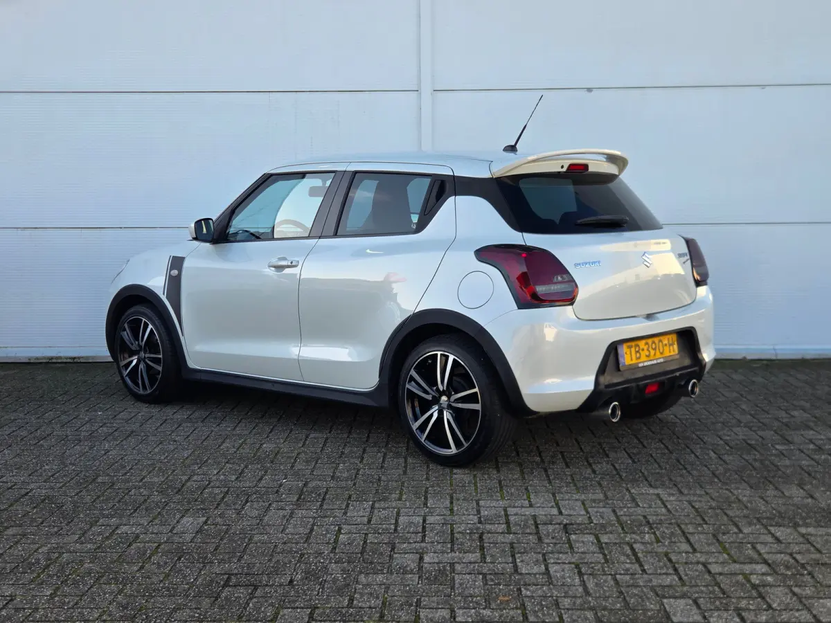 1.2 Sportline Cruise control / Apple Carplay/Android Auto / Achteruitrijcamera
