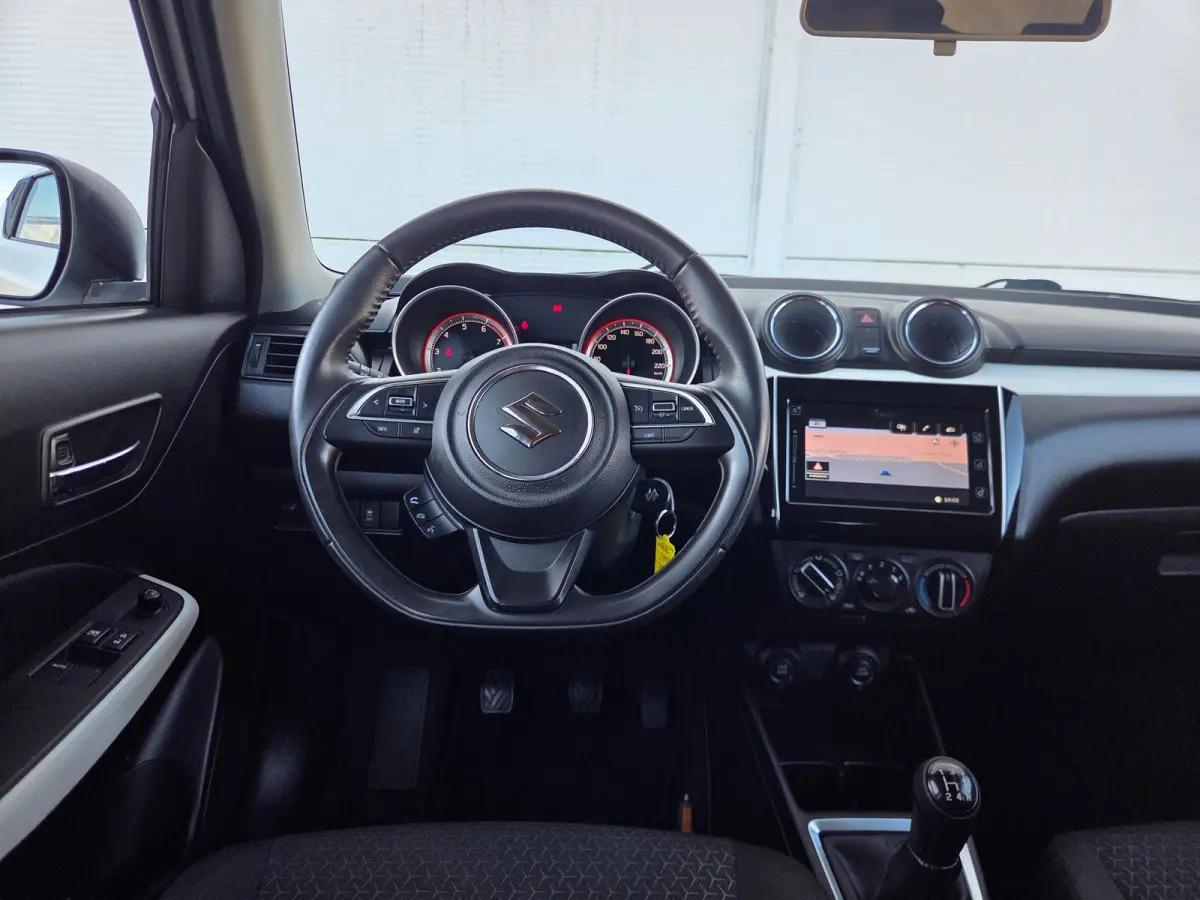 1.2 Sportline Cruise control / Apple Carplay/Android Auto / Achteruitrijcamera