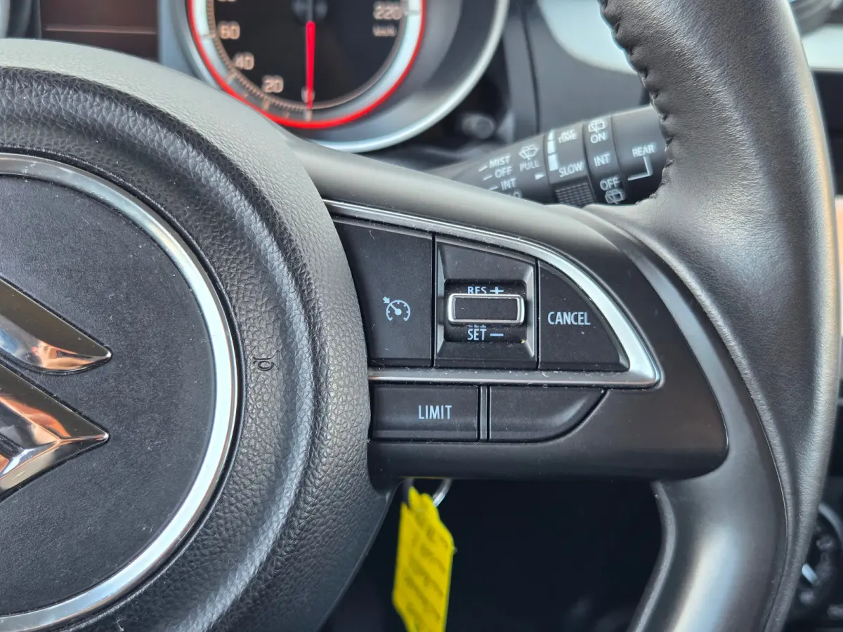 1.2 Sportline Cruise control / Apple Carplay/Android Auto / Achteruitrijcamera