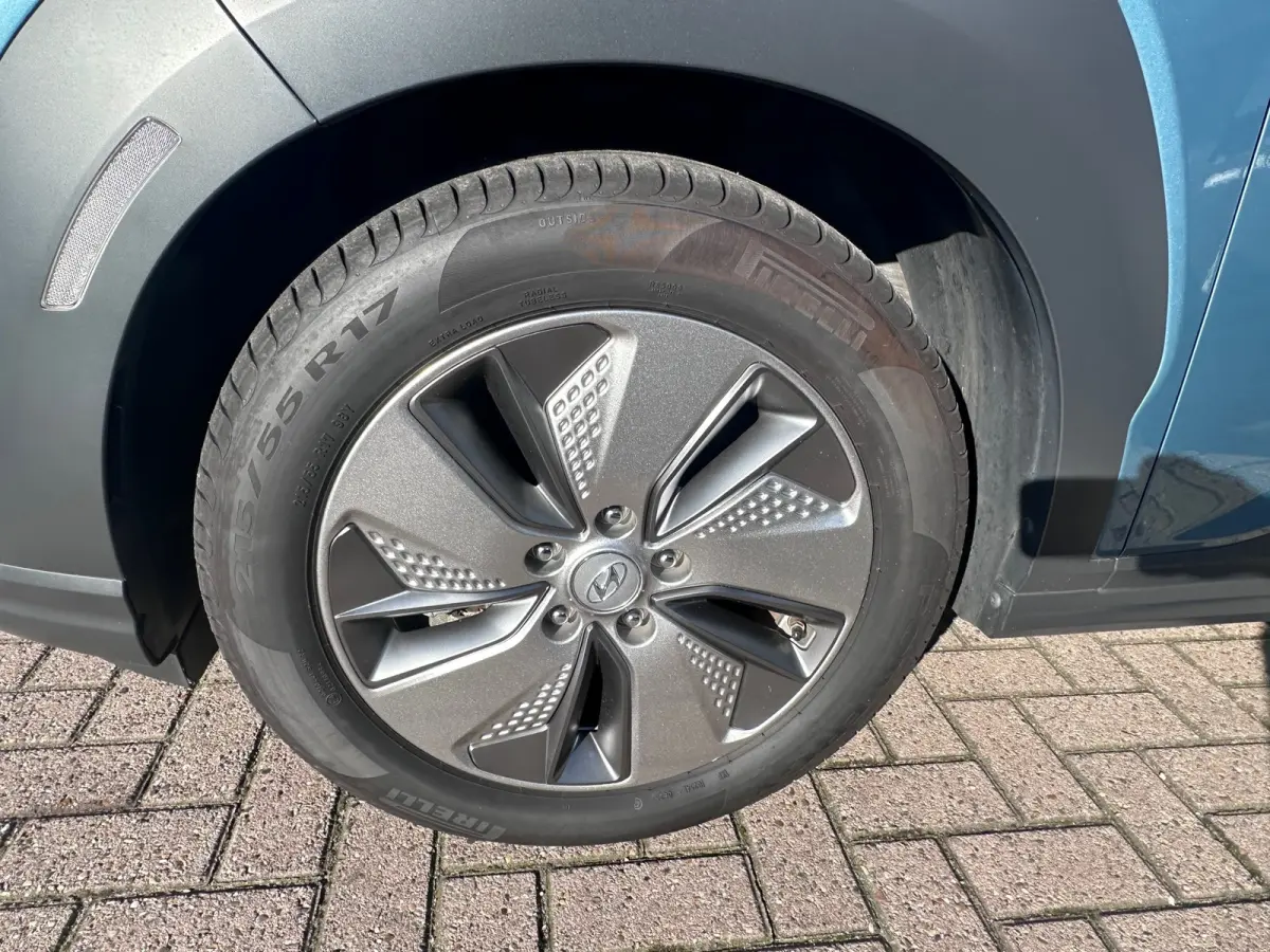 EV Limited 64 kWh FASE 3 SOH 100 % ||STOELVRM+VERKOELING|||LANEASSIST|ADAPT.CRUISE|ELEK.STOEL|KEYLESSGO|LEER
