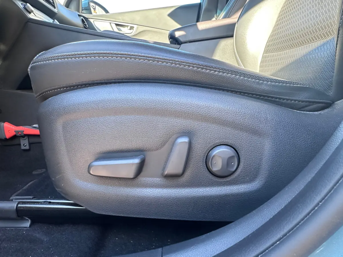 EV Limited 64 kWh FASE 3 SOH 100 % ||STOELVRM+VERKOELING|||LANEASSIST|ADAPT.CRUISE|ELEK.STOEL|KEYLESSGO|LEER