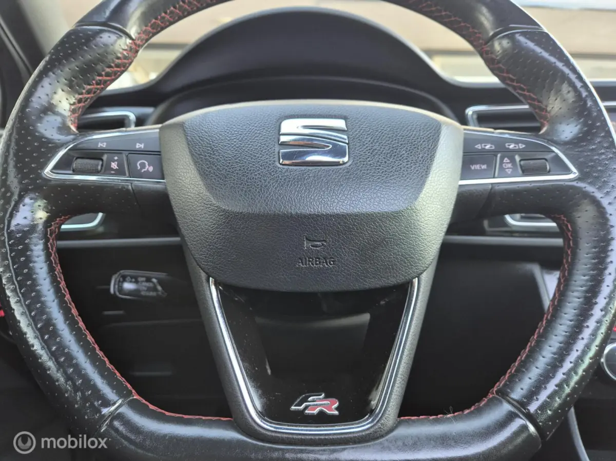 1.5 FR SCHUIFKANTELDAK APPLE CARPLAY AUTOMAAT