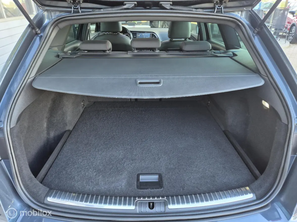 1.5 FR SCHUIFKANTELDAK APPLE CARPLAY AUTOMAAT