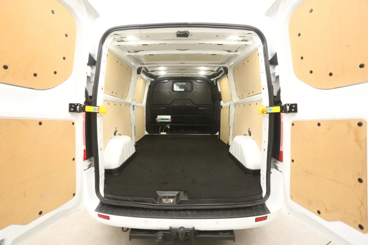2.0 TDCI 170PK L2H1 | Automaat | Airco | Camera | Cruise | Carplay | 3 Zits | Trekhaak | Parkeersens.