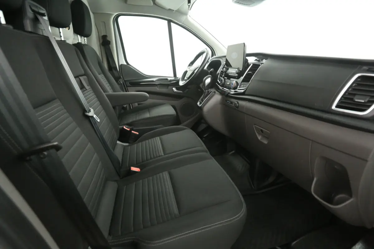 2.0 TDCI 170PK L2H1 | Automaat | Airco | Camera | Cruise | Carplay | 3 Zits | Trekhaak | Parkeersens.