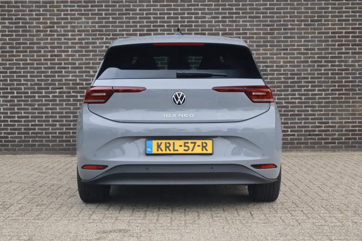 190pk Style 58 kWh | Panoramadak | 20" Velgen | Steunhaak