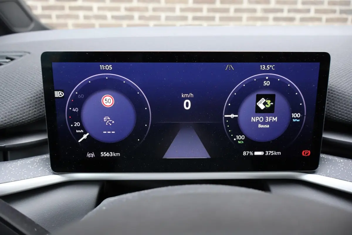 190pk Style 58 kWh | Panoramadak | 20" Velgen | Steunhaak