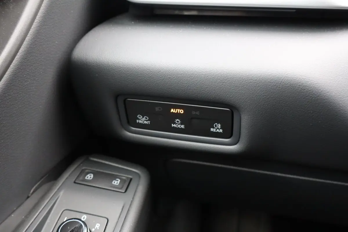 190pk Style 58 kWh | Panoramadak | 20" Velgen | Steunhaak