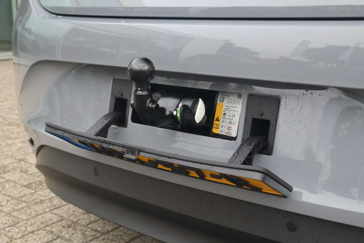190pk Style 58 kWh | Panoramadak | 20" Velgen | Steunhaak