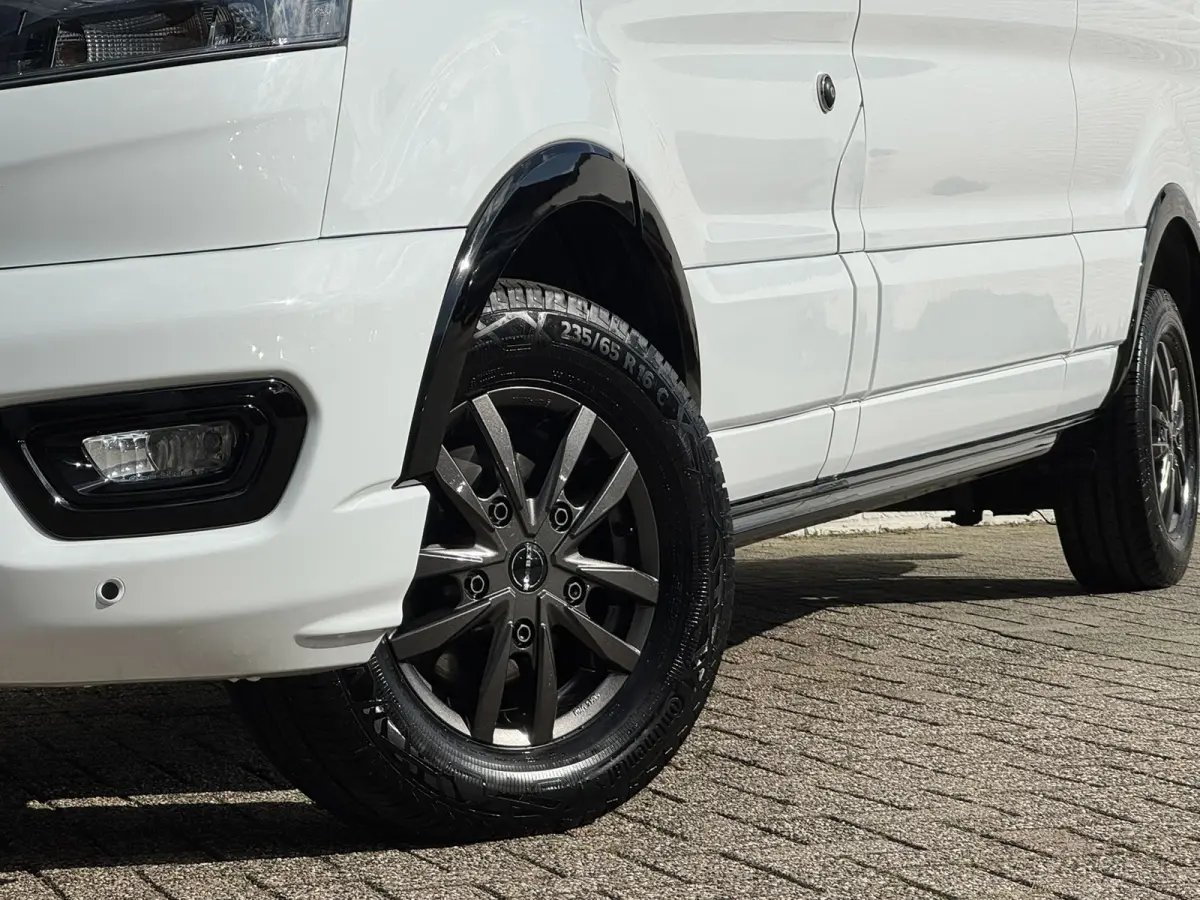 350 2.0 TDCI L3H2 Automaat Trekhaak Webasto Chauffeursstoel Cruise Camera Airco 3 Zits