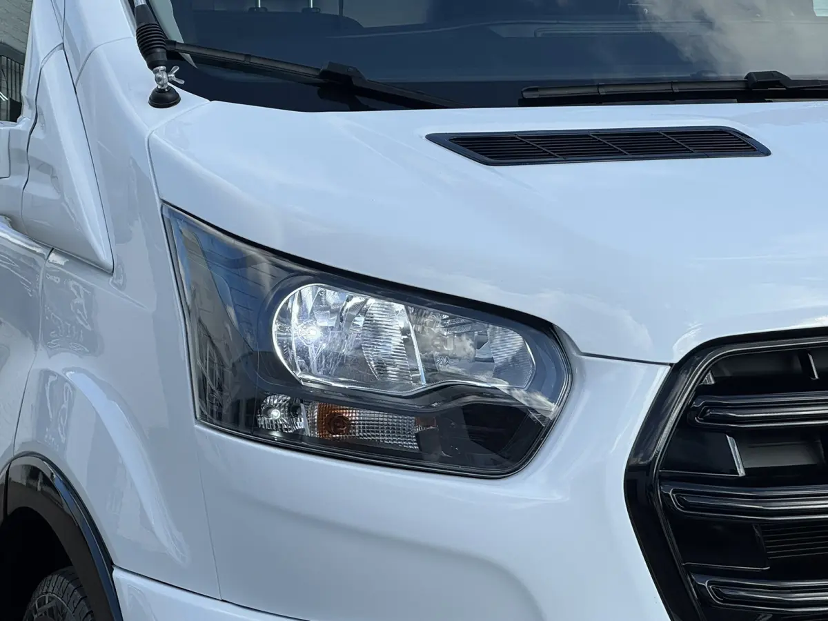 350 2.0 TDCI L3H2 Automaat Trekhaak Webasto Chauffeursstoel Cruise Camera Airco 3 Zits