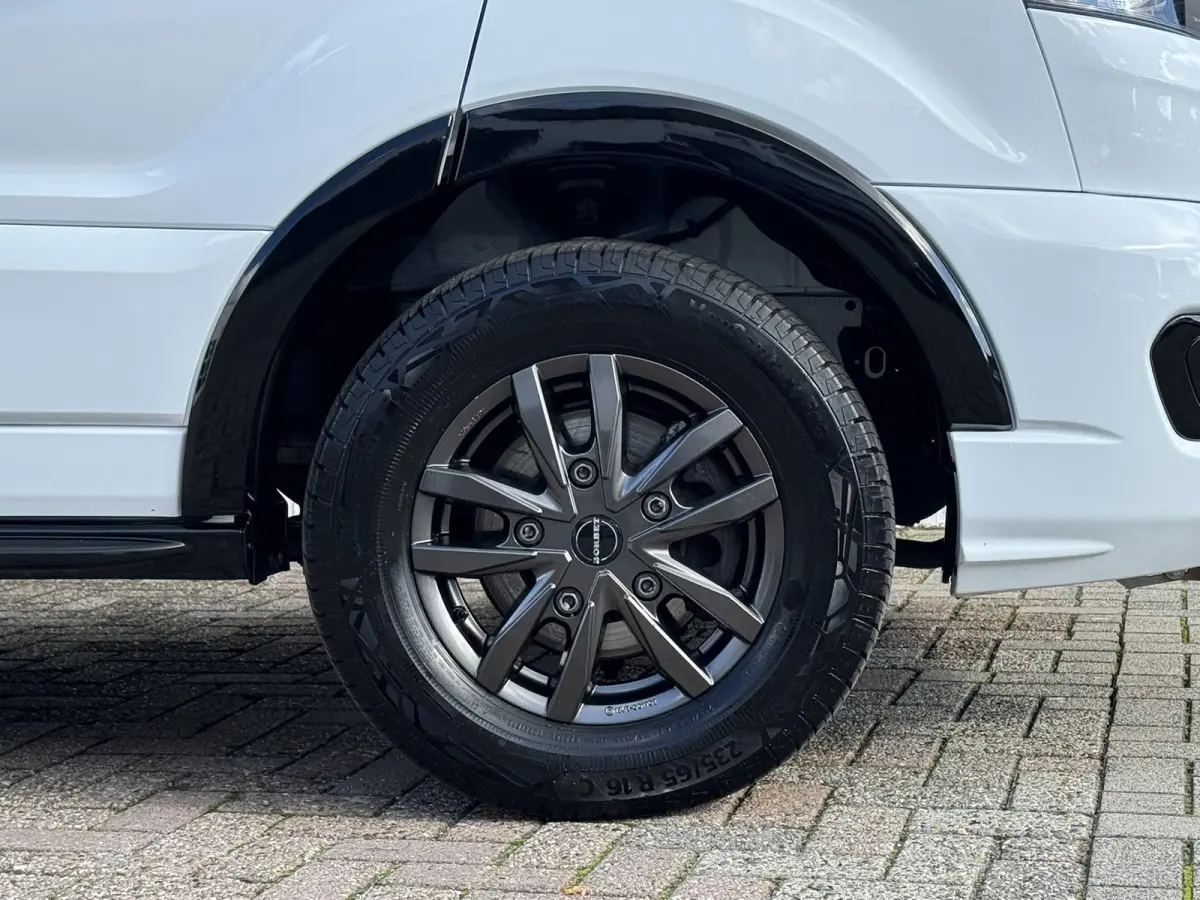350 2.0 TDCI L3H2 Automaat Trekhaak Webasto Chauffeursstoel Cruise Camera Airco 3 Zits