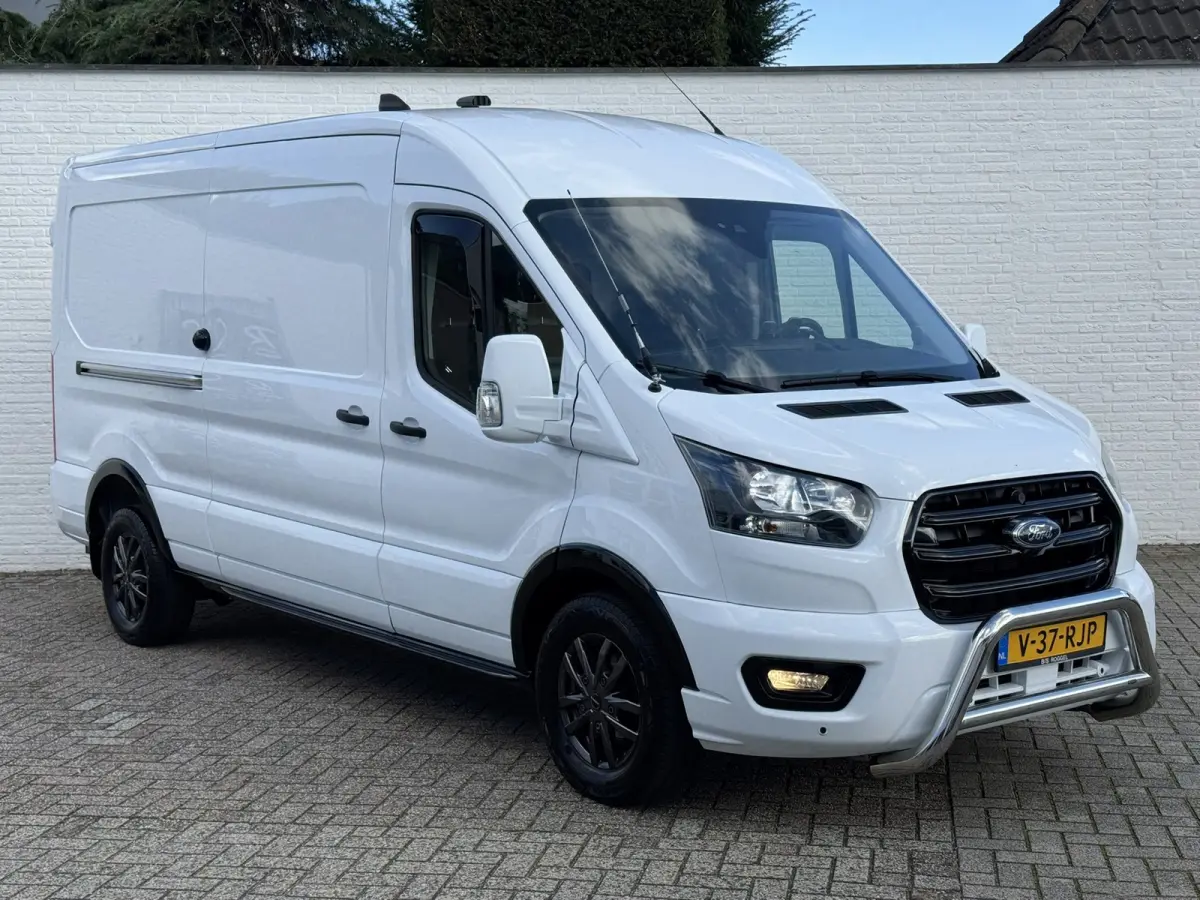 350 2.0 TDCI L3H2 Automaat Trekhaak Webasto Chauffeursstoel Cruise Camera Airco 3 Zits