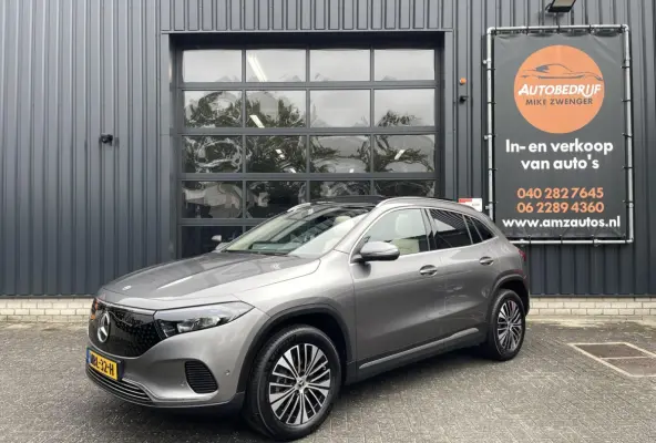250+ Business Solution Luxury 71 kWh PANORAMADAK|SFEERVERLICHTING|LEER|CAMERA|CARPLAY|DODEHOEK ASSIST|WINTER PAKKET|MBUX