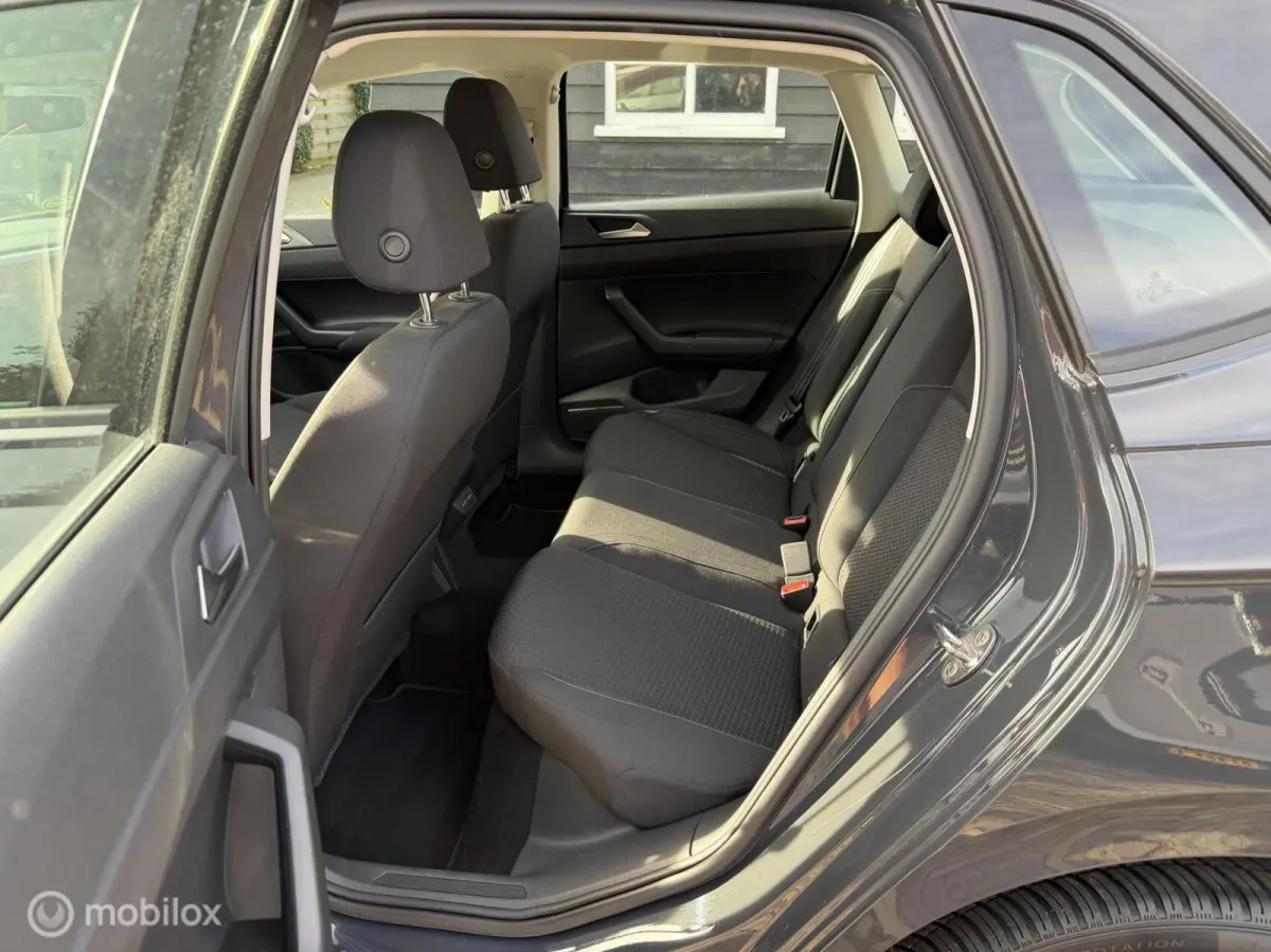 1.0MPI Comfortline Airco |Carplay | PDC |