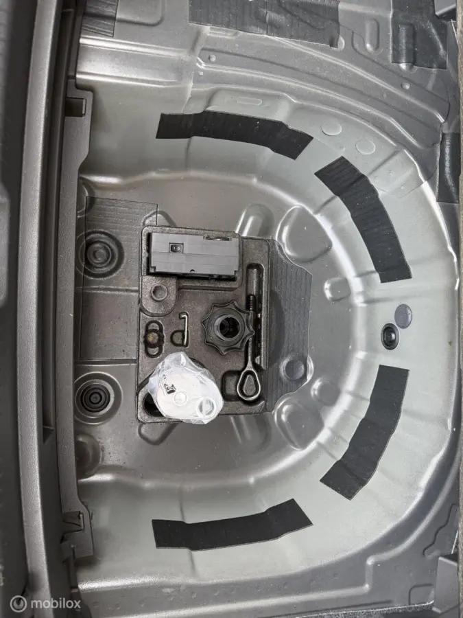 1.0MPI Comfortline Airco |Carplay | PDC |