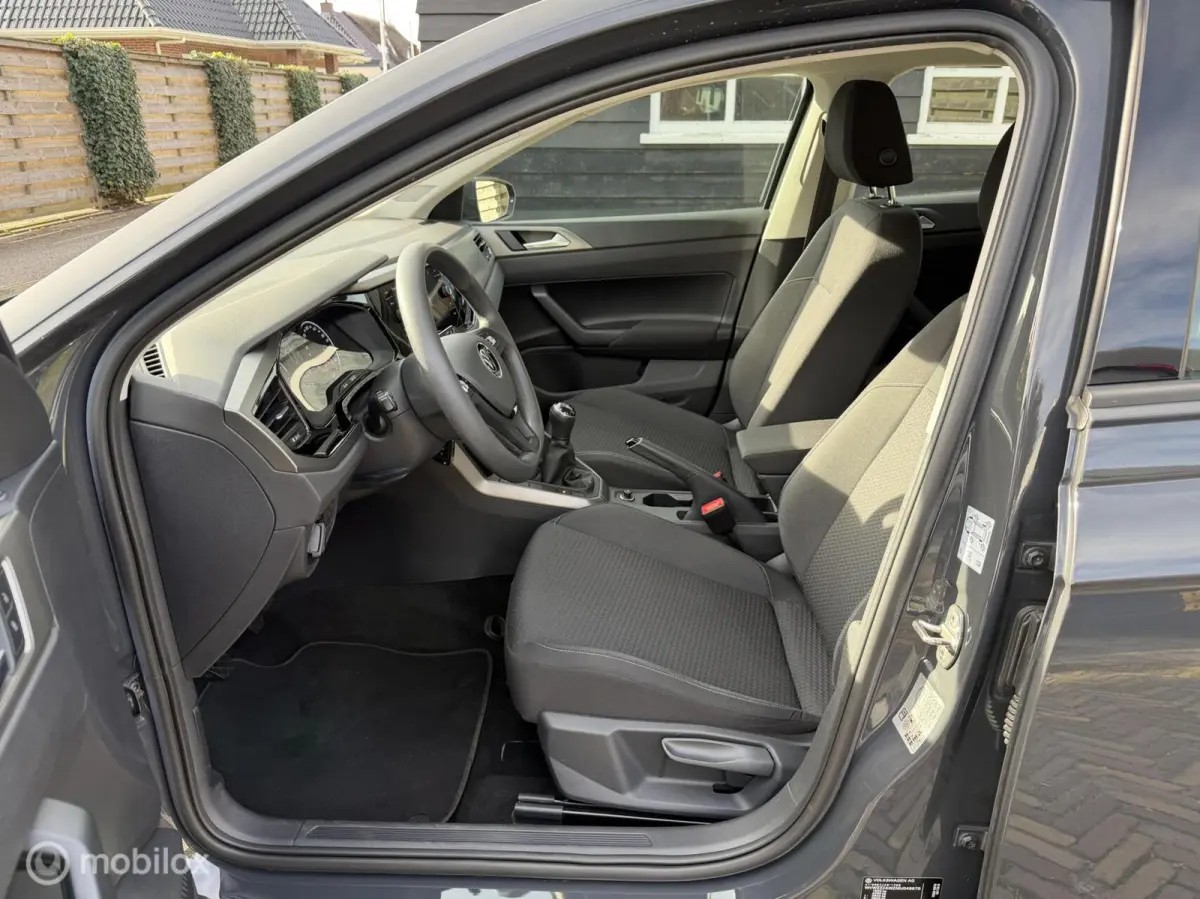 1.0MPI Comfortline Airco |Carplay | PDC |