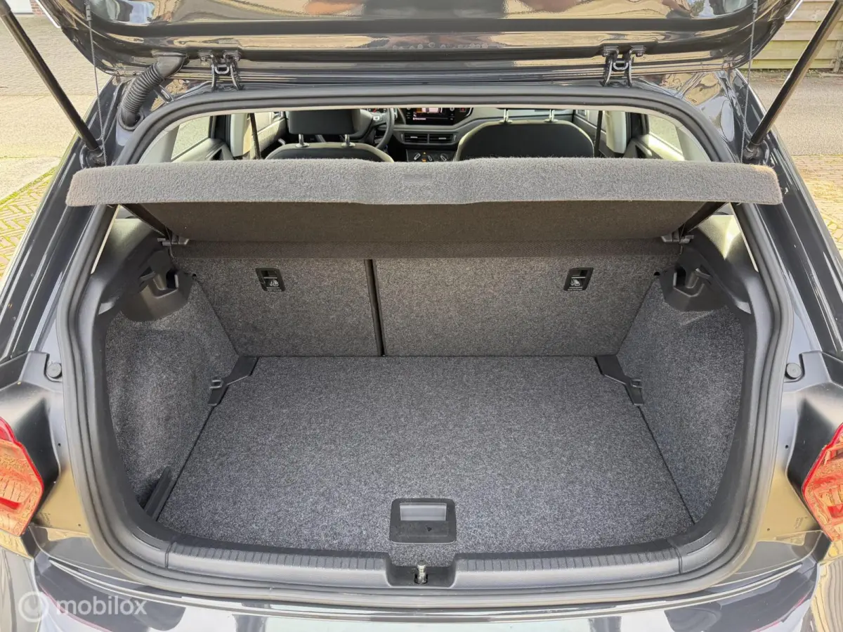 1.0MPI Comfortline Airco |Carplay | PDC |