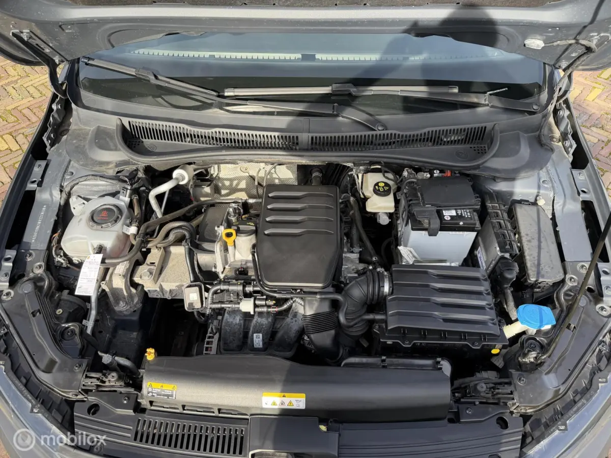 1.0MPI Comfortline Airco |Carplay | PDC |