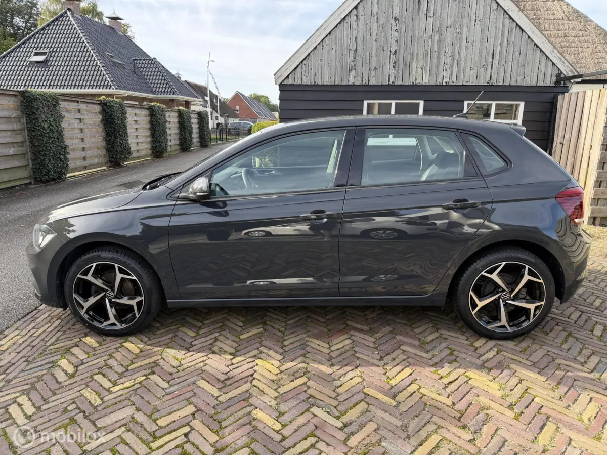 1.0MPI Comfortline Airco |Carplay | PDC |