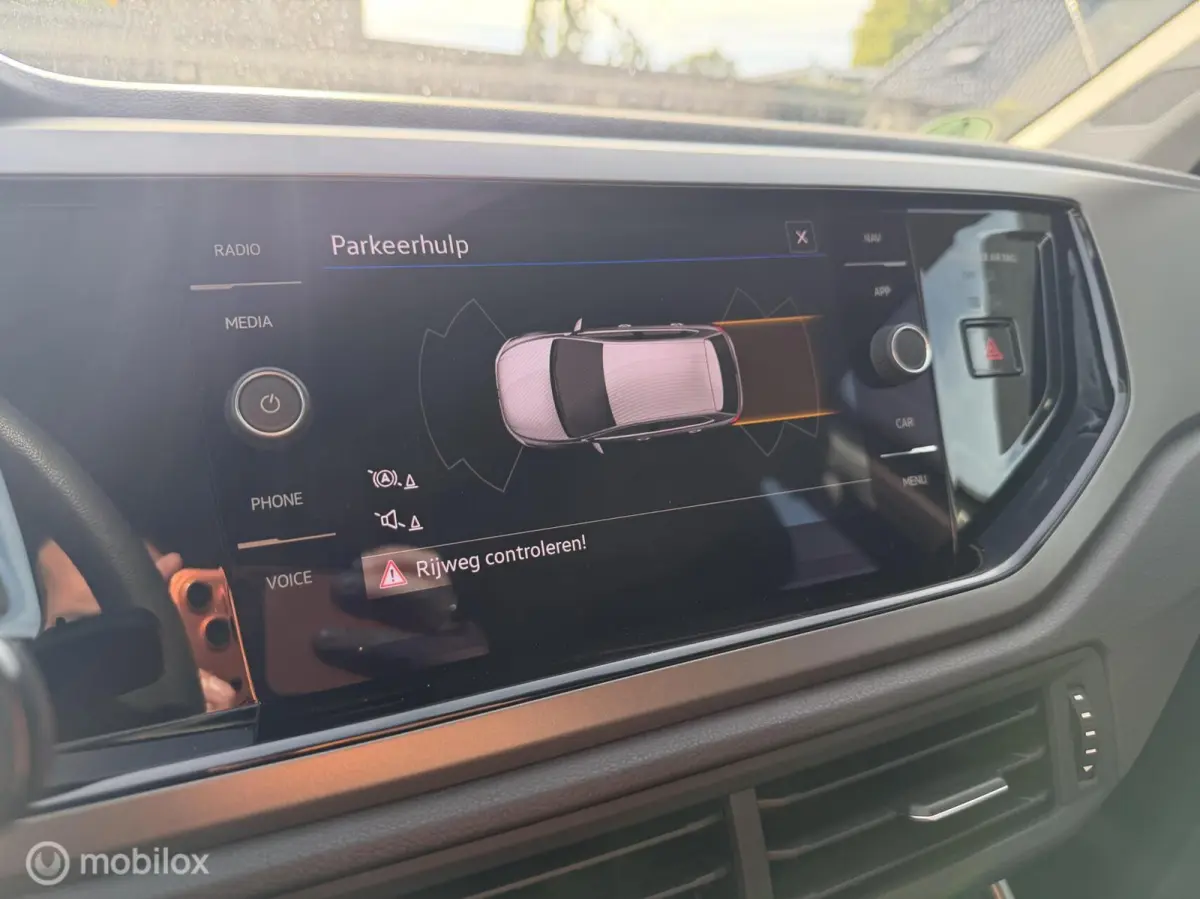 1.0MPI Comfortline Airco |Carplay | PDC |