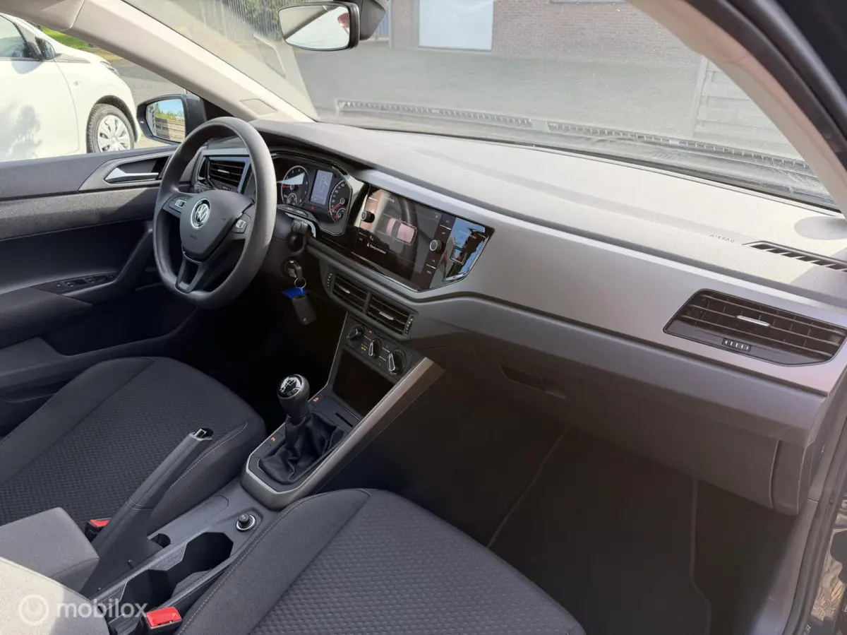 1.0MPI Comfortline Airco |Carplay | PDC |