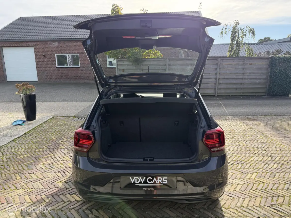 1.0MPI Comfortline Airco |Carplay | PDC |