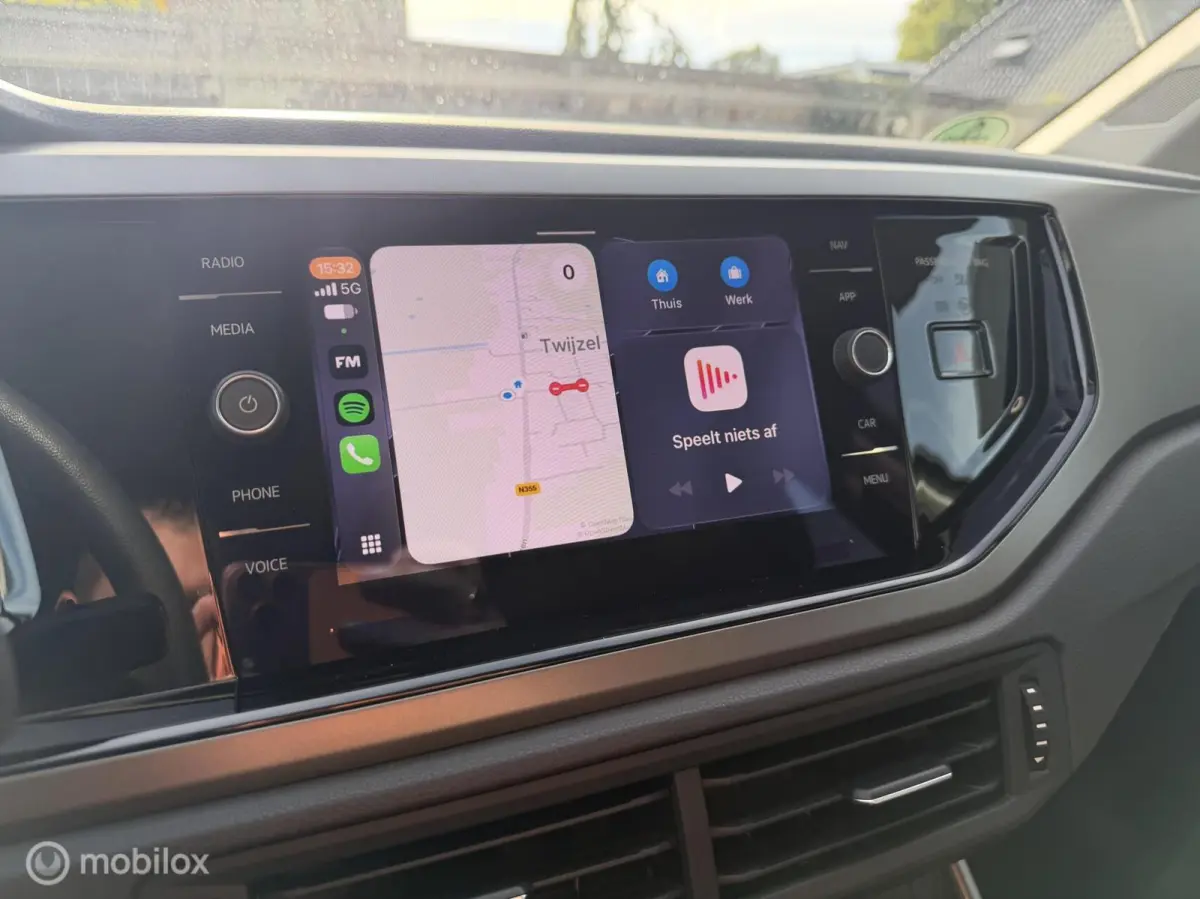 1.0MPI Comfortline Airco |Carplay | PDC |