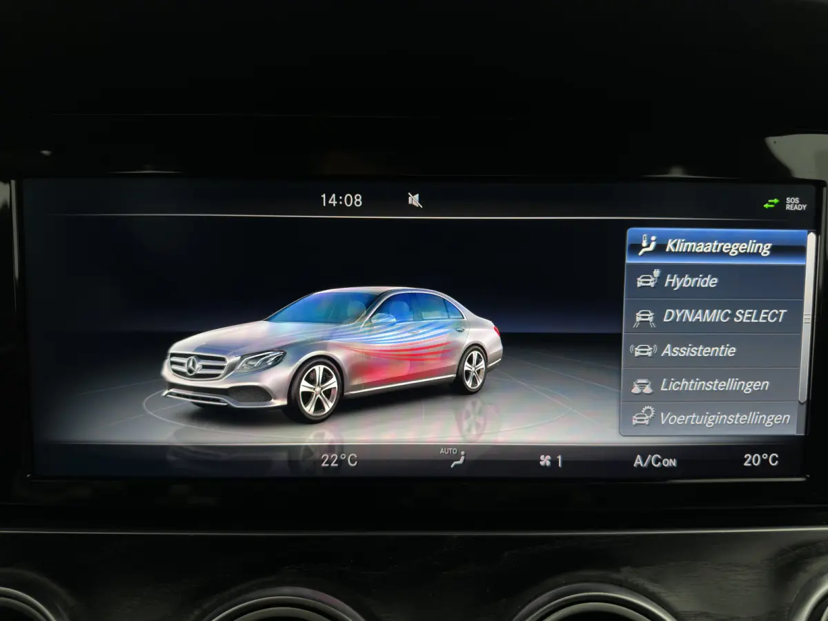 350 e Lease Edition Aut. *LEATHER-FABRIC | FULL-LED | BURMESTER-SOUND | TOP-VIEW | HEATED-SPORTSEATS | AMBIENT-LIGHT | NAVI-FULLMAP | AIRMATIC | SHIFT-PADDLES | ECC | PDC | CRUISE | 18''ALU*