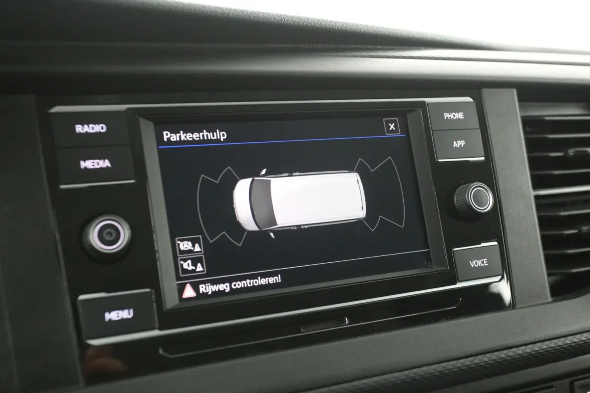 2.0 TDI L2H1 | DC | 6 Zits | Airco | Cruise | Carplay | 2xSchuifdeur | Trekhaak | Parkeersens.