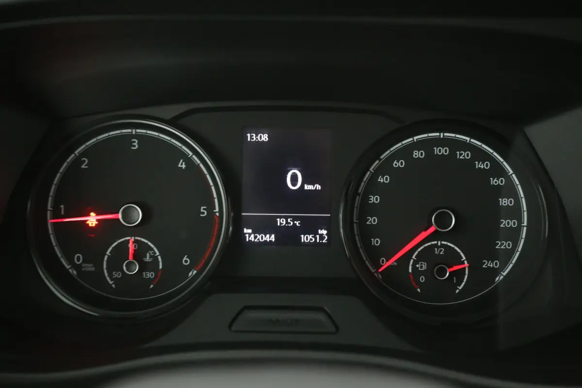 2.0 TDI L2H1 | DC | 6 Zits | Airco | Cruise | Carplay | 2xSchuifdeur | Trekhaak | Parkeersens.