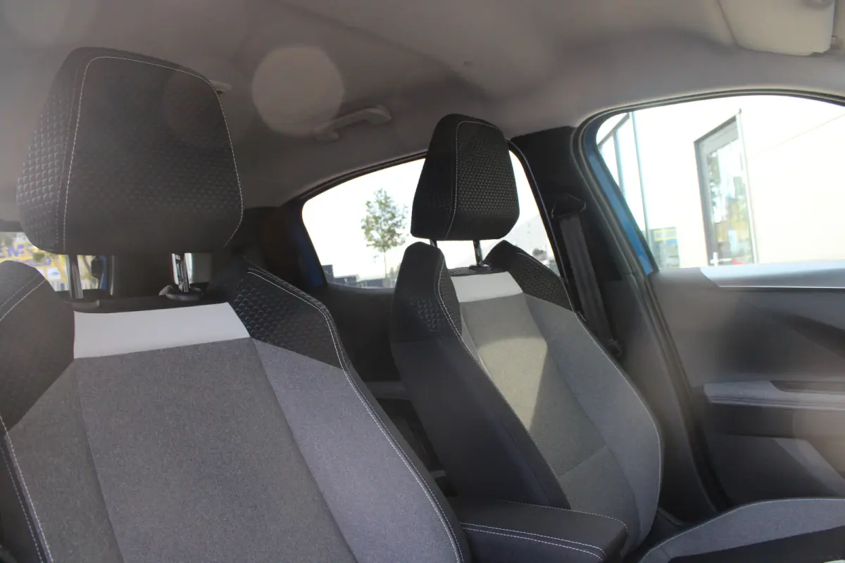 GS - 54 kWh | Fase 3 laden | Navigatie | Camera | Stoelverwarming | Apple carplay | Nieuw |