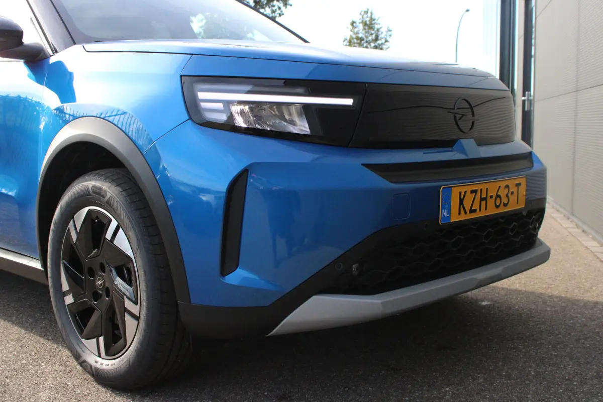 GS - 54 kWh | Fase 3 laden | Navigatie | Camera | Stoelverwarming | Apple carplay | Nieuw |