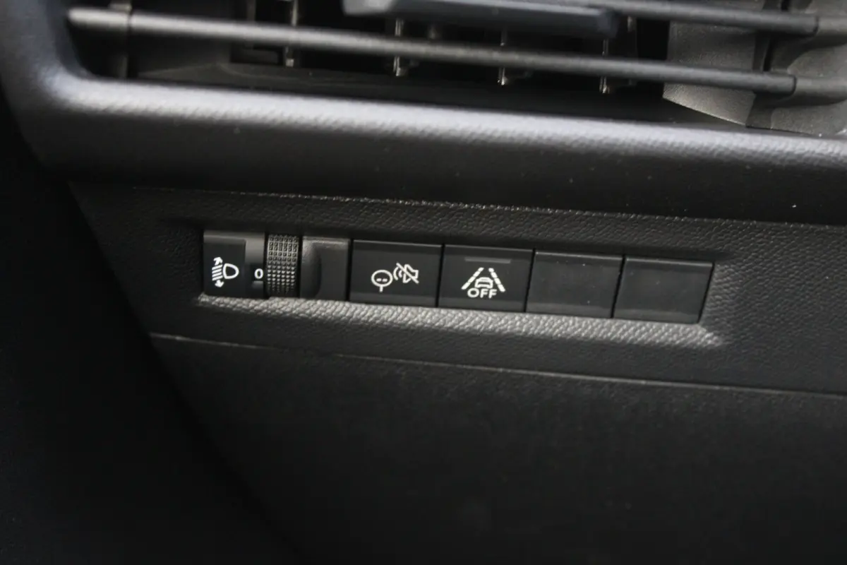 GS - 54 kWh | Fase 3 laden | Navigatie | Camera | Stoelverwarming | Apple carplay | Nieuw |