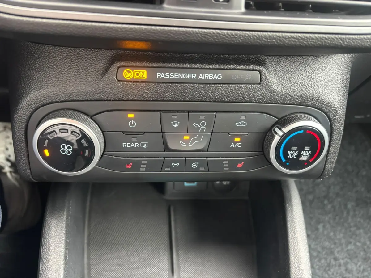 1.0 EcoBoost 92kW Aut. Connected | Apple Carplay / Android Auto | Cruisecontrol | Parkeersensoren |