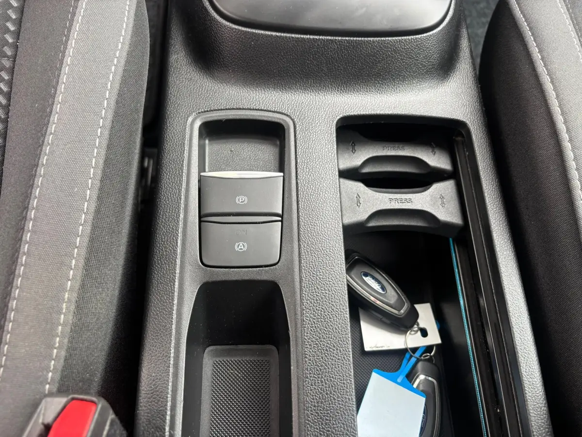 1.0 EcoBoost 92kW Aut. Connected | Apple Carplay / Android Auto | Cruisecontrol | Parkeersensoren |