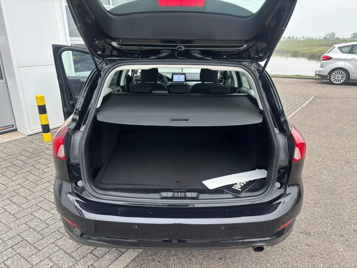 1.0 EcoBoost 92kW Aut. Connected | Apple Carplay / Android Auto | Cruisecontrol | Parkeersensoren |