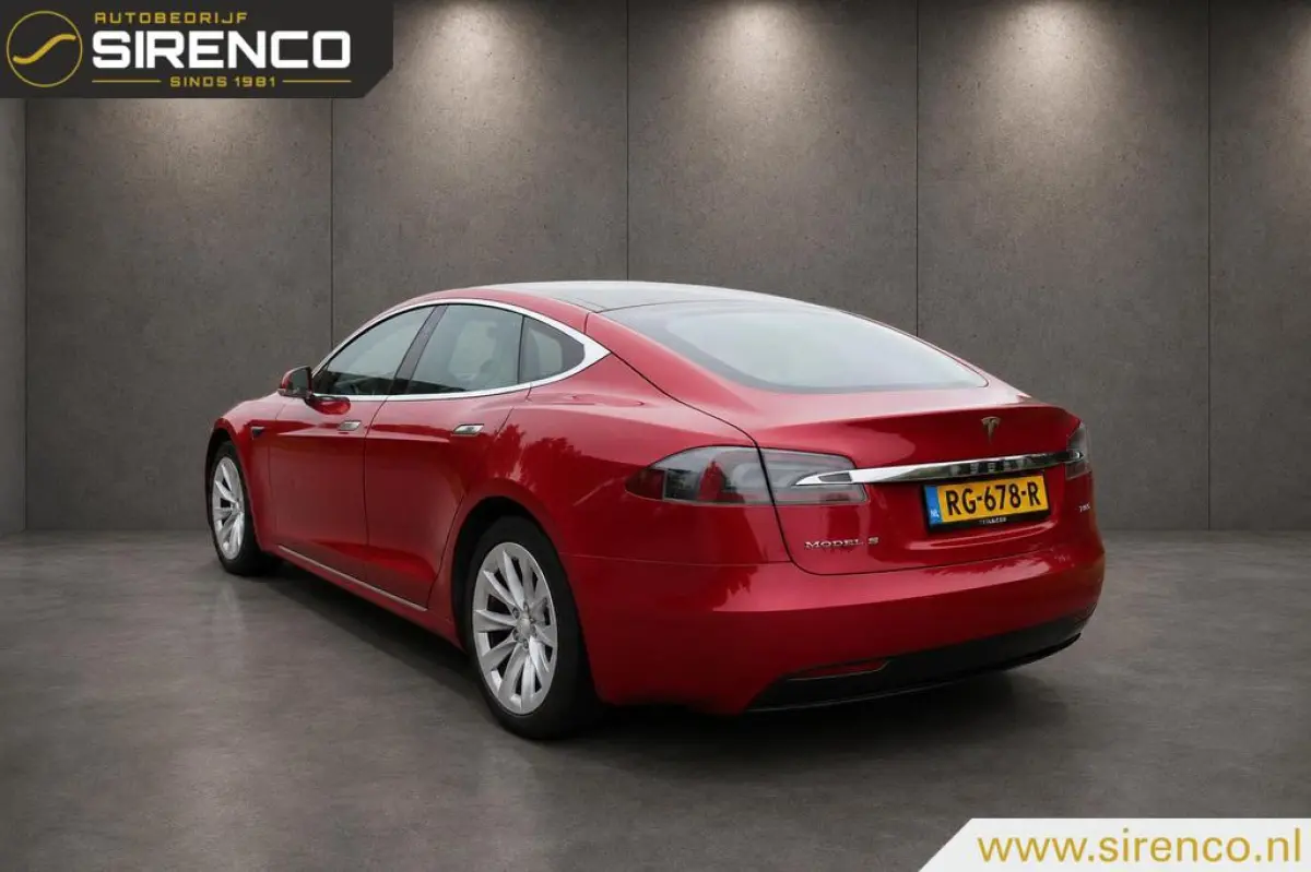 100D | nieuw model | next gen seats | panoramadak | soh 89 % | autopilot