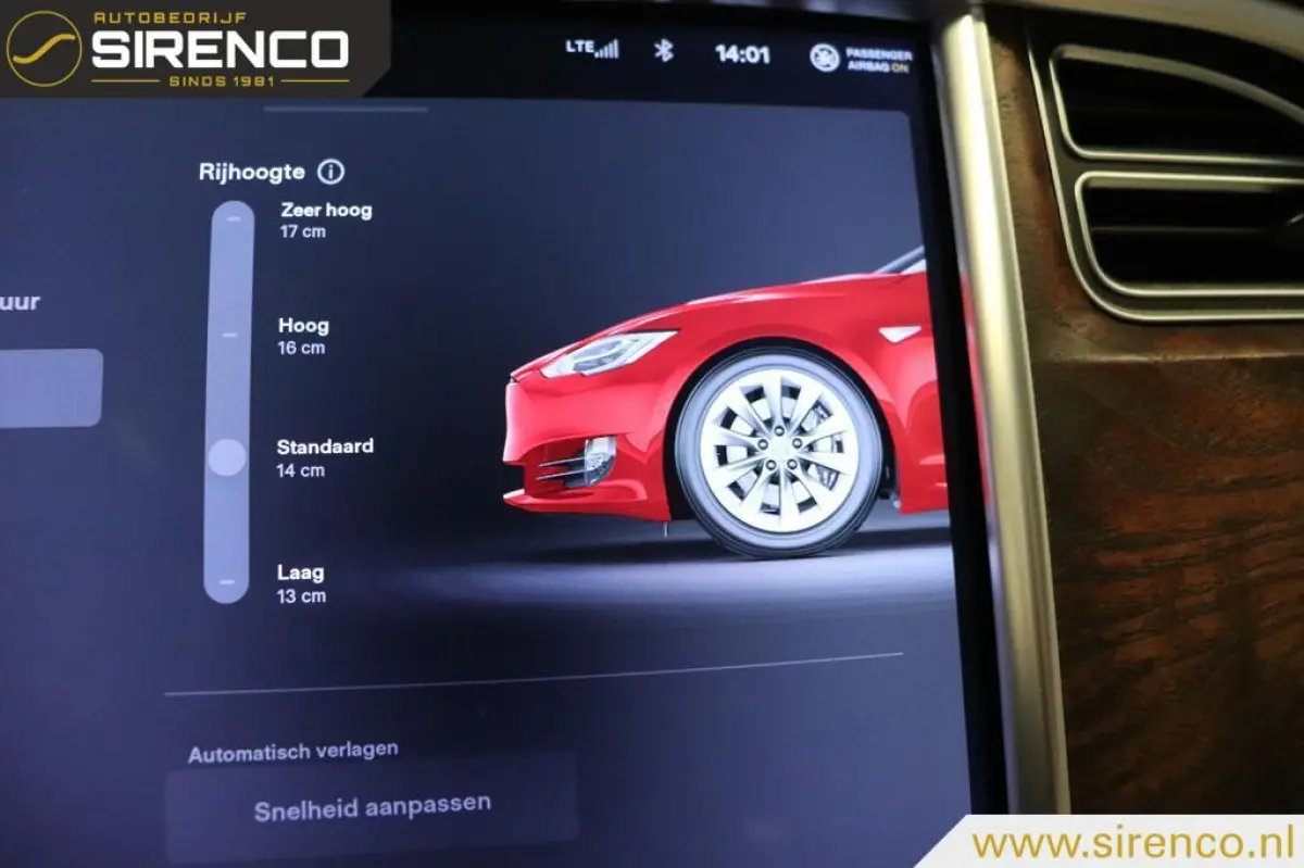 100D | nieuw model | next gen seats | panoramadak | soh 89 % | autopilot