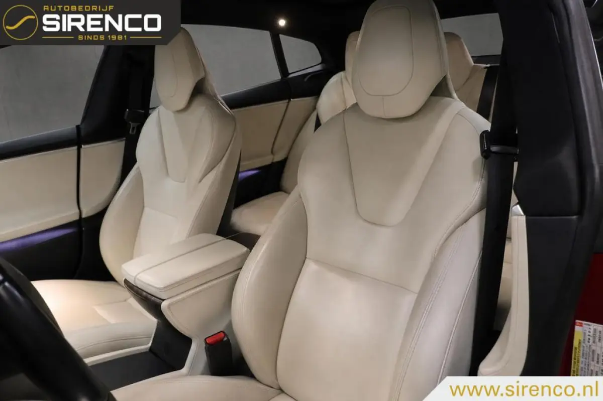 100D | nieuw model | next gen seats | panoramadak | soh 89 % | autopilot