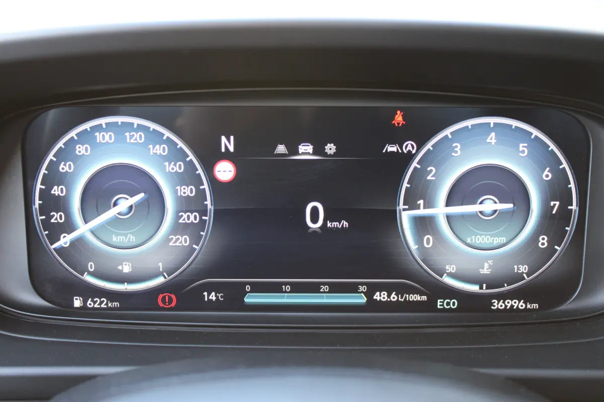 1.0 T-GDI 100pk Comfort | Airco | Camera | Carplay | Cruise control | Dodehoek detectie | Navigatie | Parkeersensoren | Digitaal cockpit | Lichtmetalen velgen